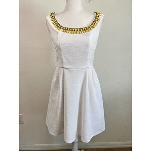 Betsey Johnson White Jeweled Neckline Fit & Flare Pleated Cocktail Dress 6 Party